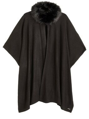 NEVER WORN! Lauren Ralph Lauren Faux Fur Collar Knit Ruana Wrap